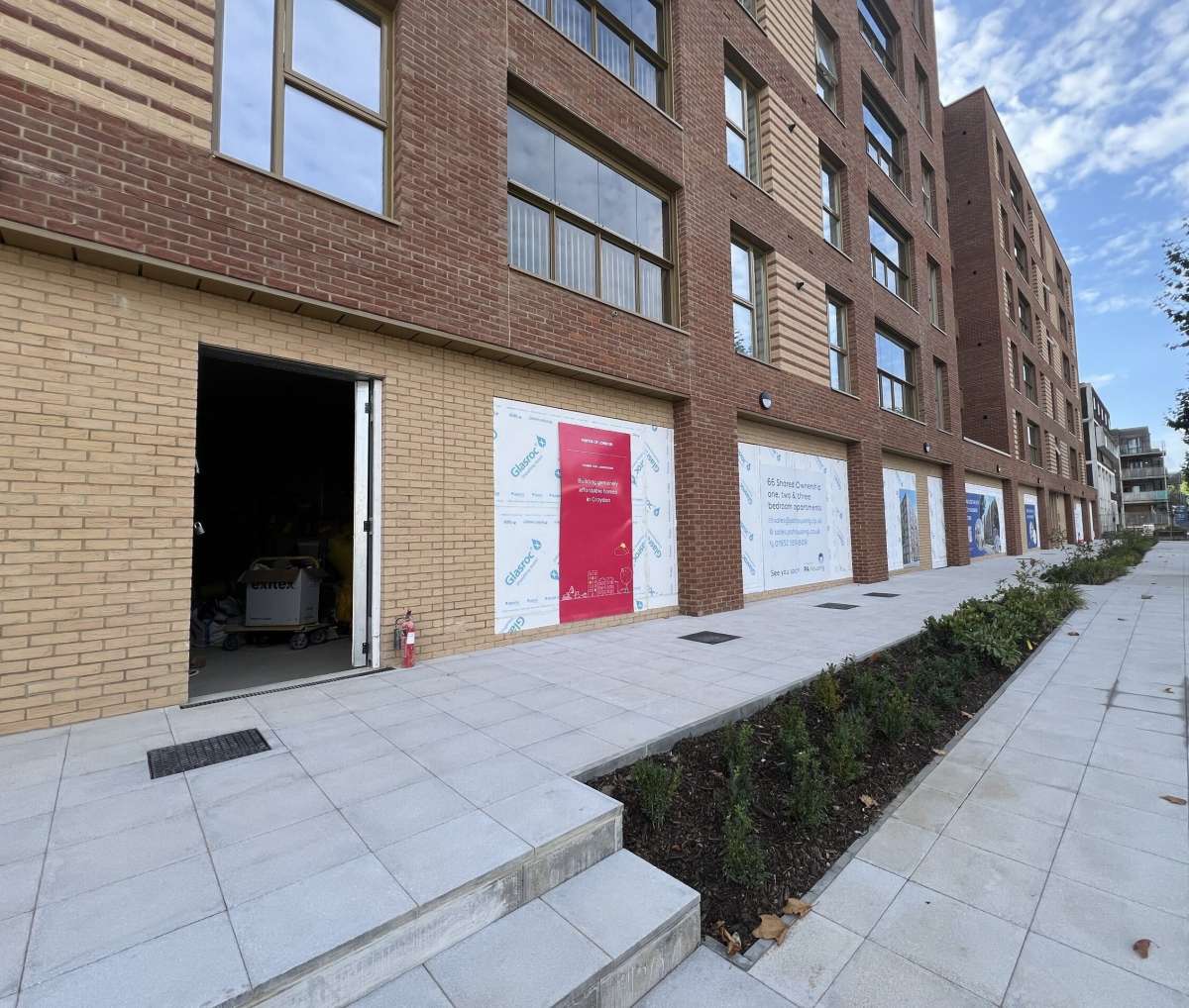 Retail/Shop in South Croydon - photo 2