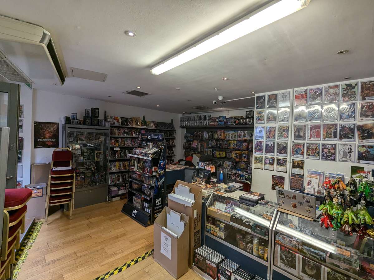 Retail/Shop in Kingston on Thames - photo 3