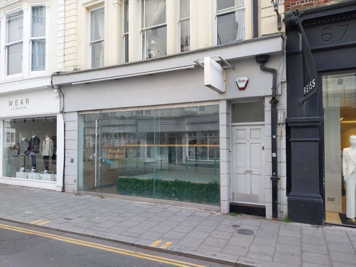 Retail/Shop in Brighton - photo 2