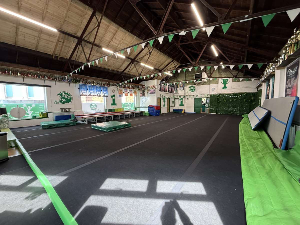 Retail/Shop in Hinckley - photo 3