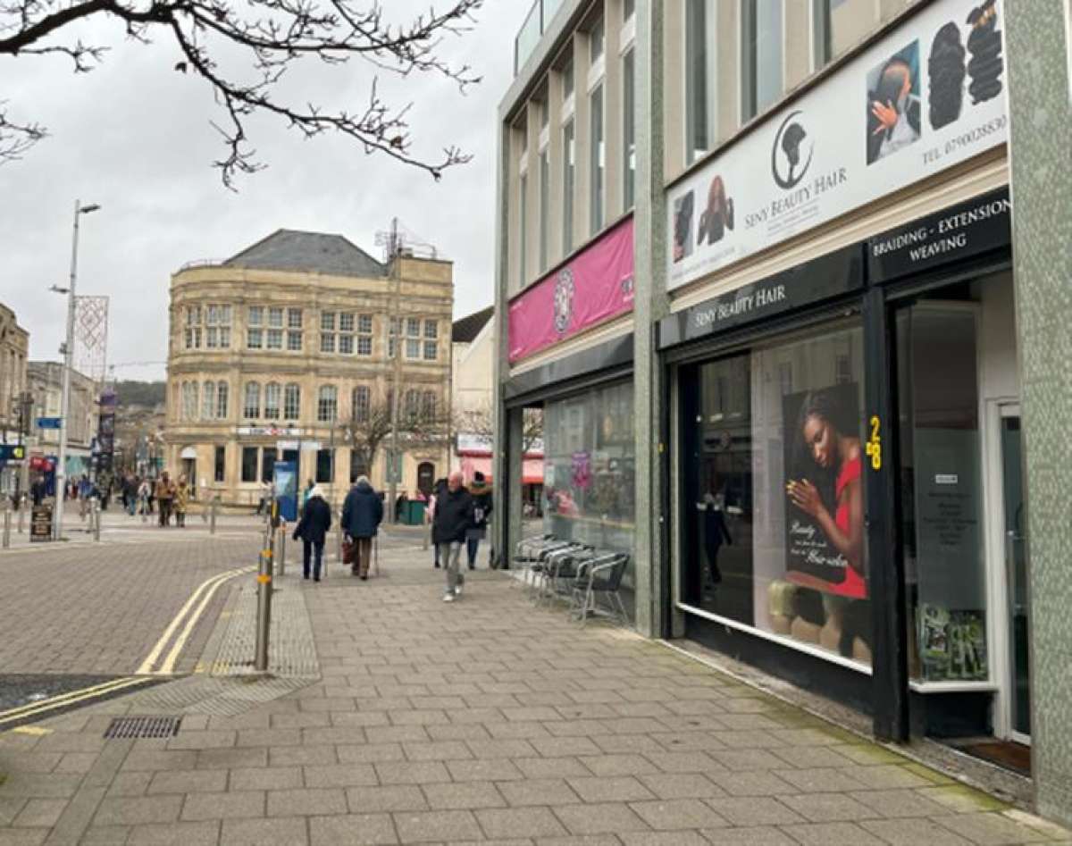 Retail/Shop in Weston-Super-Mare - photo 3