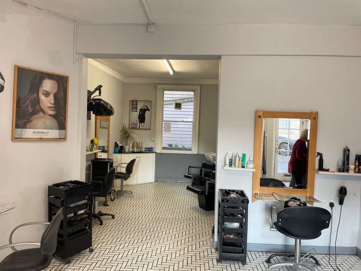 Retail/Shop in Bath - photo 3