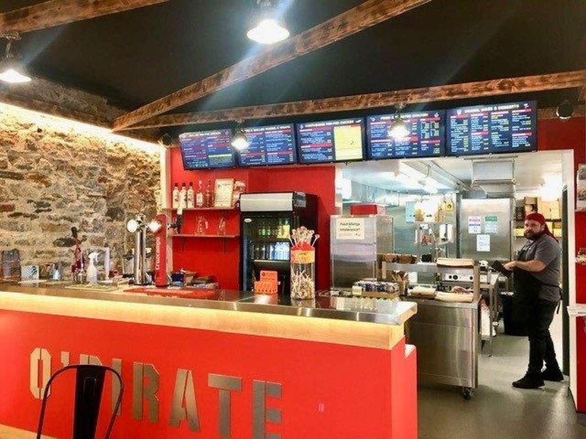 Retail/Shop in Plymouth - photo 2