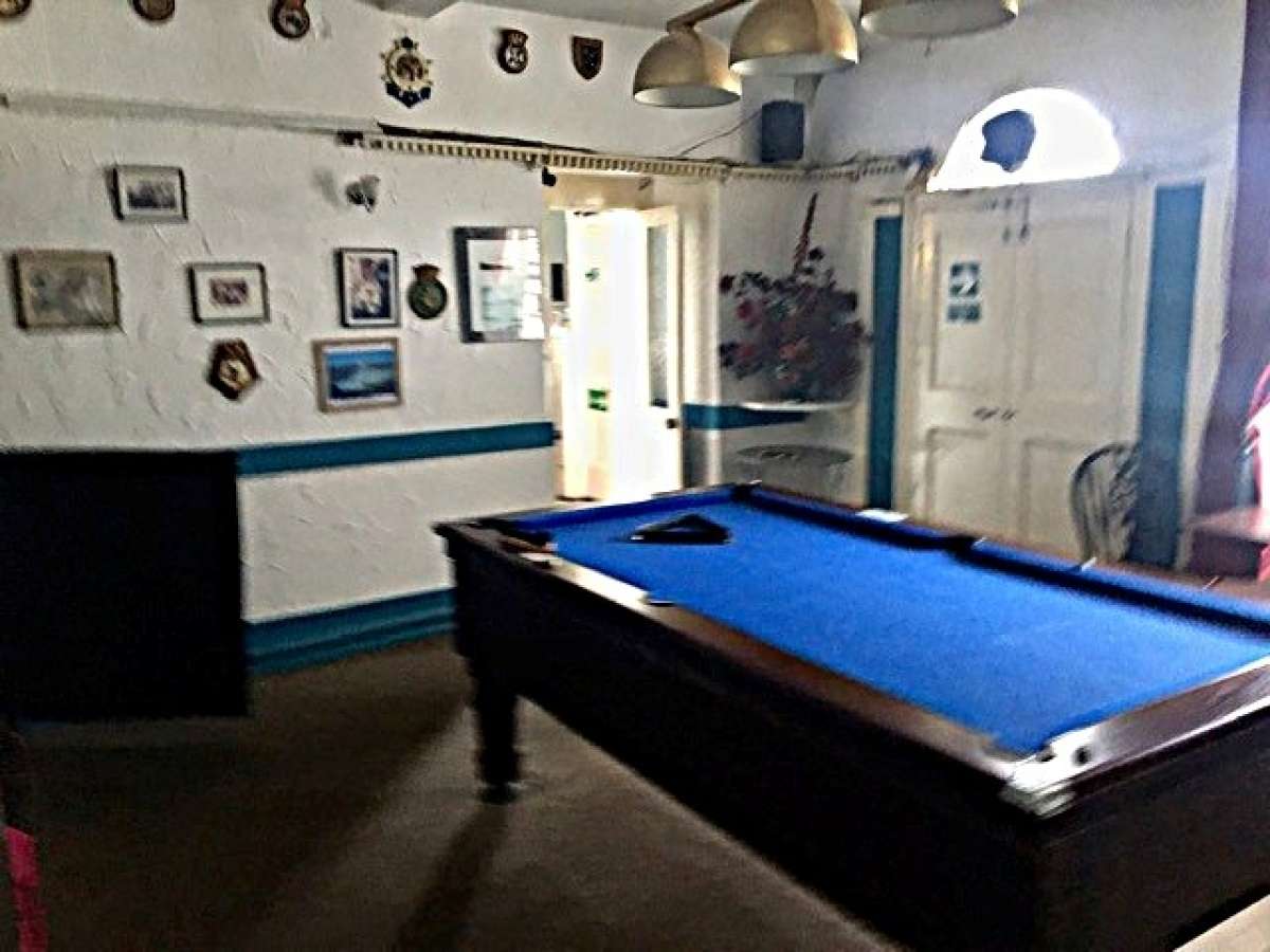 Retail/Shop in Plymouth - photo 3