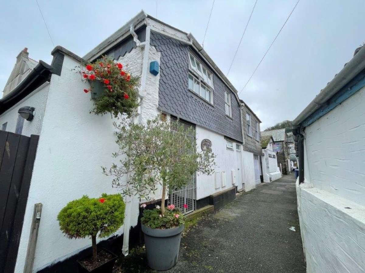 Investment in Looe - photo 2