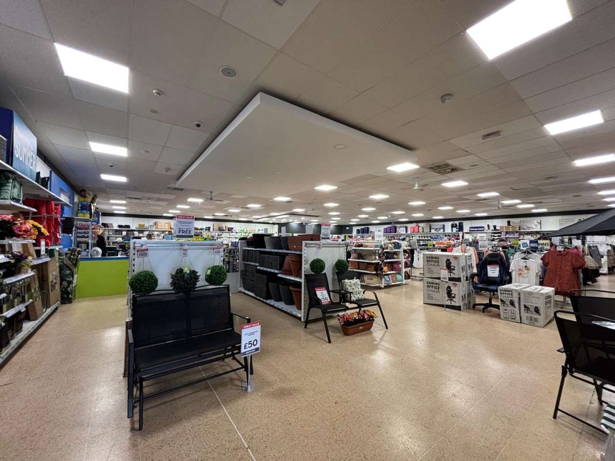 Retail/Shop in Watton - photo 3