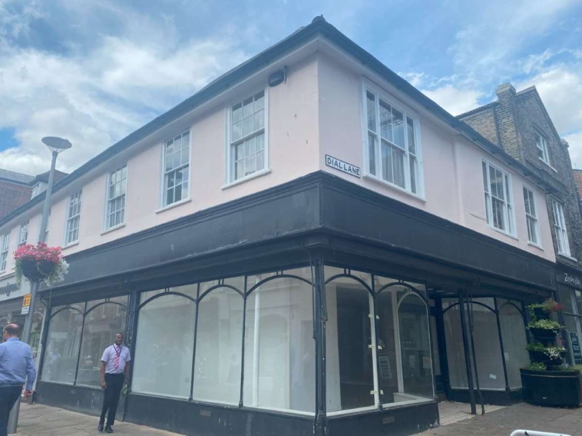 Retail/Shop in Ipswich - photo 3