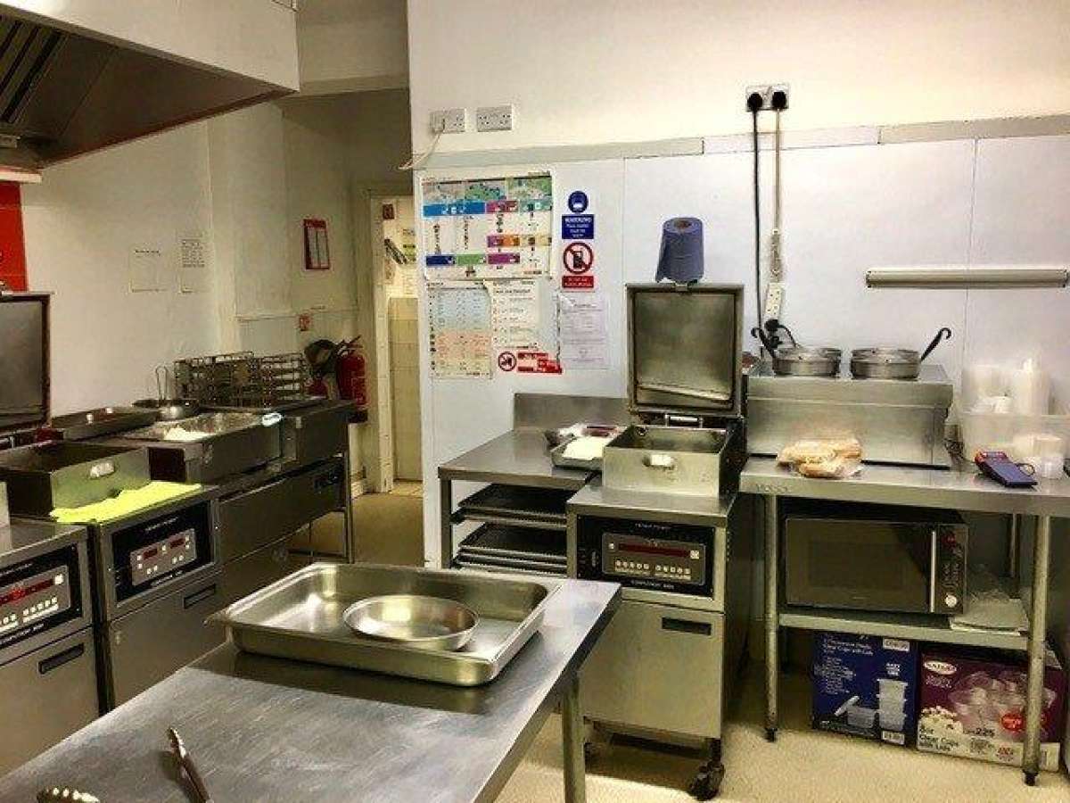 Industrial Unit in Plymouth - photo 2