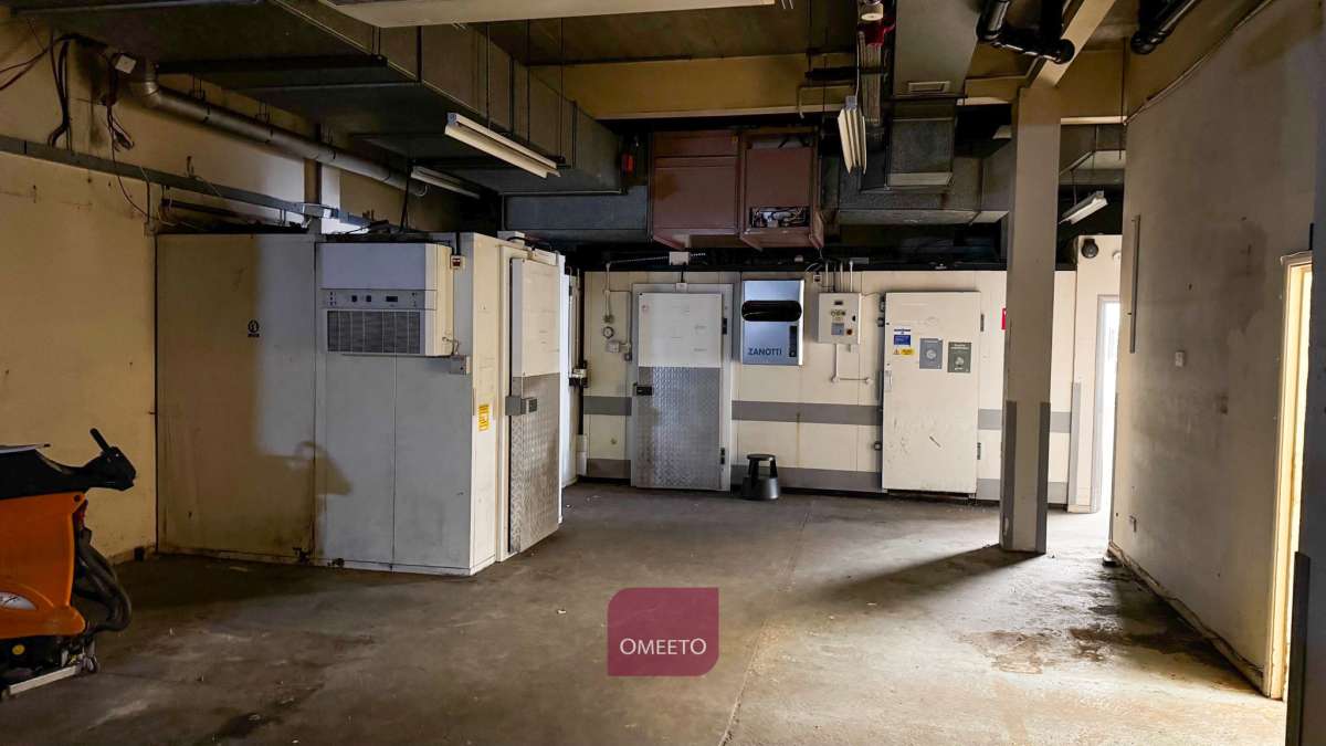 Retail/Shop in Derby - photo 3