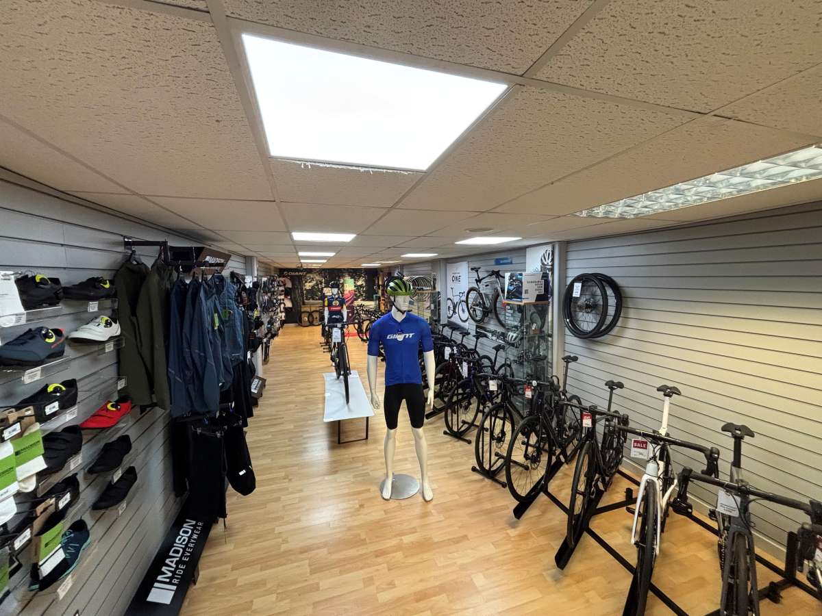 Retail/Shop in Leicester - photo 4