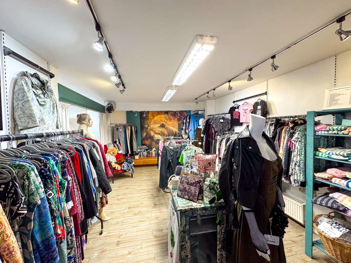 Retail/Shop in Falmouth - photo 3