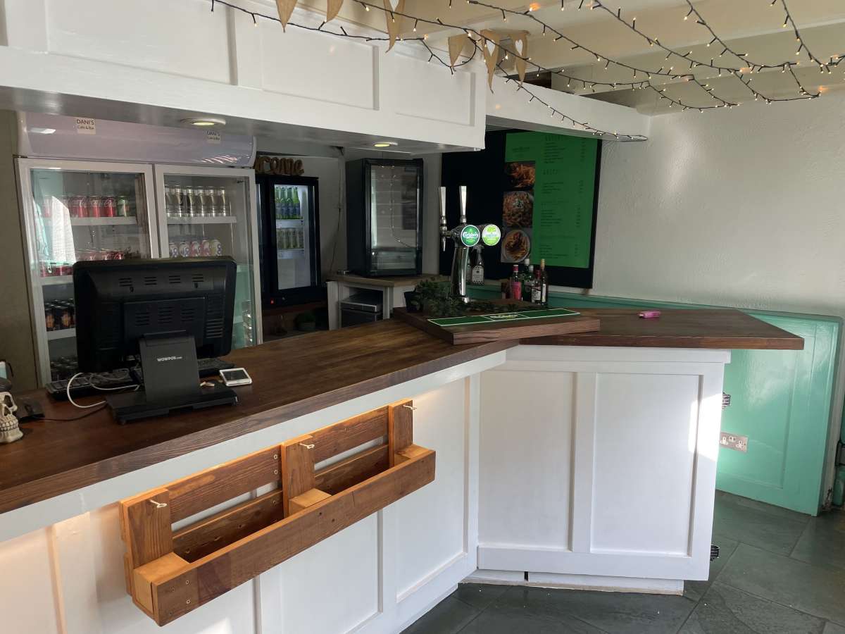 Retail/Shop in Looe - photo 2