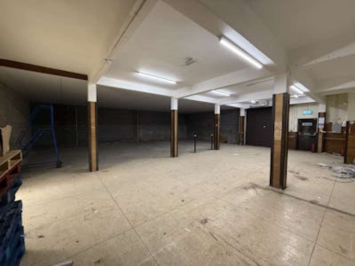 Retail/Shop in Peterborough - photo 2