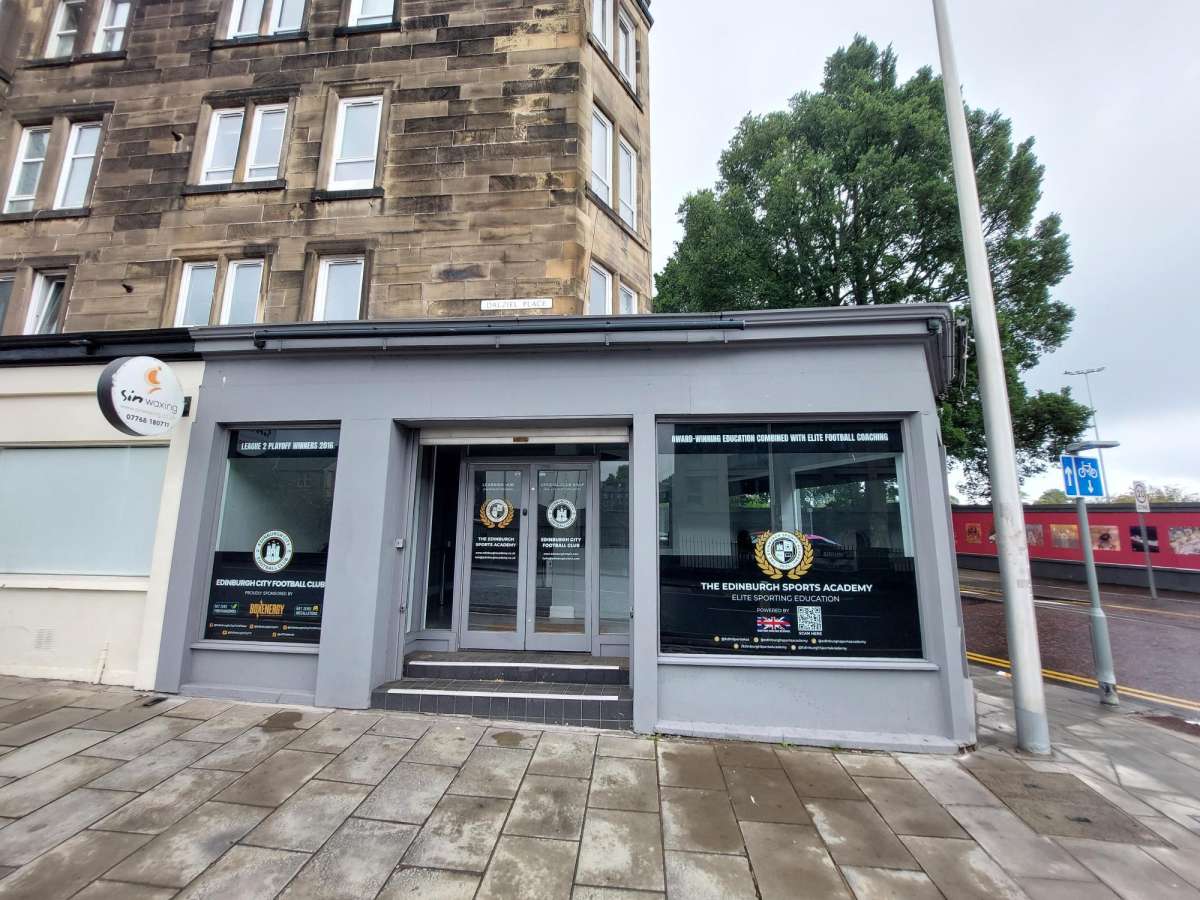 Retail/Shop in Edinburgh - photo 2