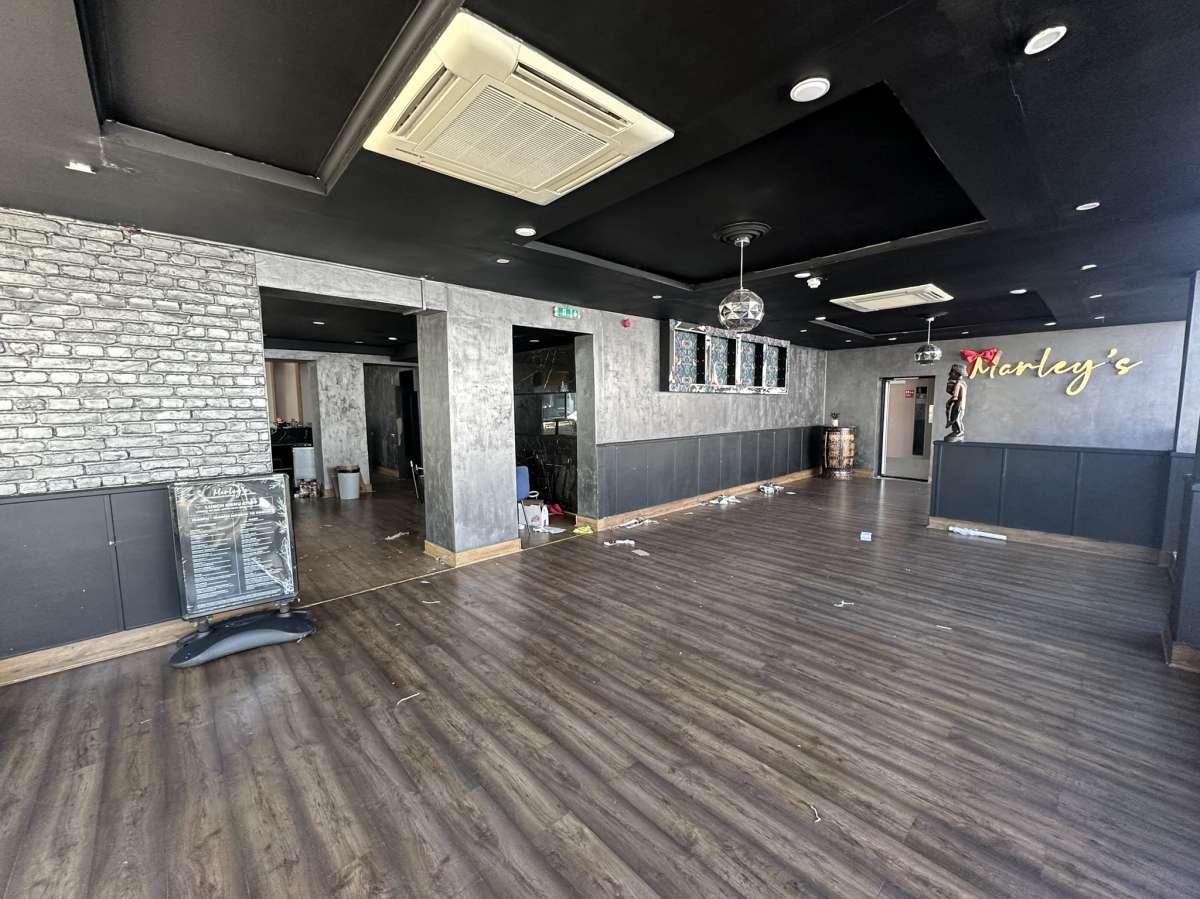 Retail/Shop in Eastbourne - photo 2