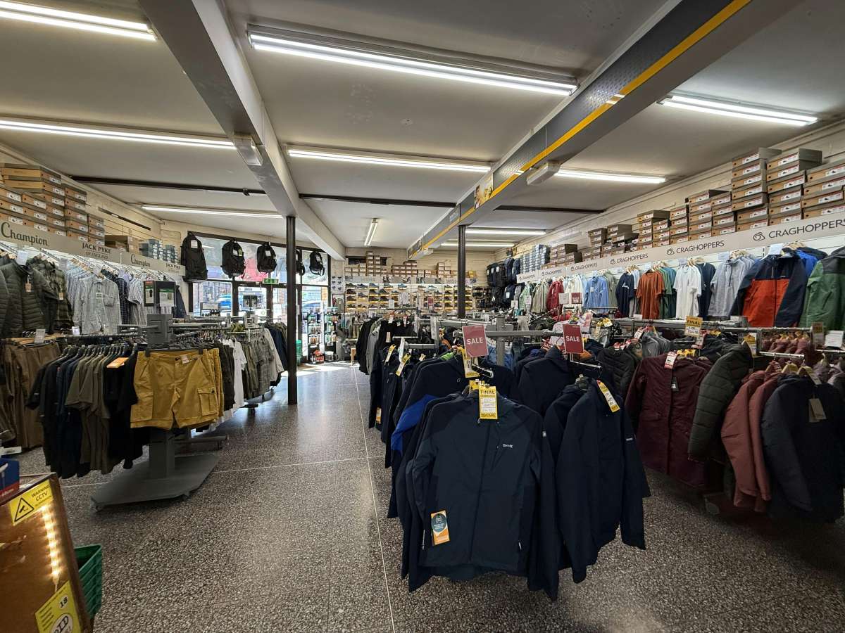 Retail/Shop in Lyndhurst - photo 4