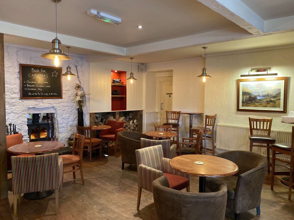 Retail/Shop in Churston Ferrers - photo 3