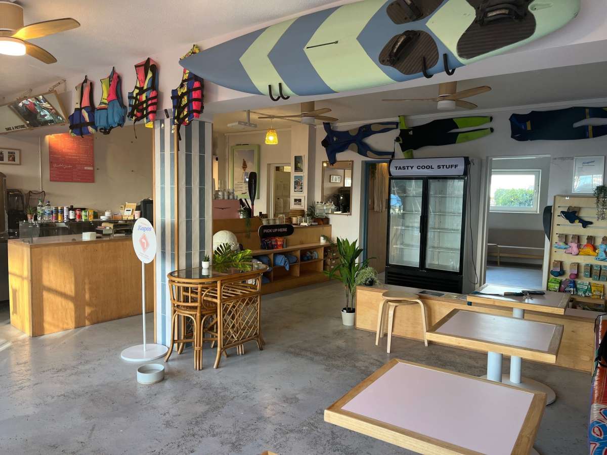 Retail/Shop in Budleigh Salterton - photo 2