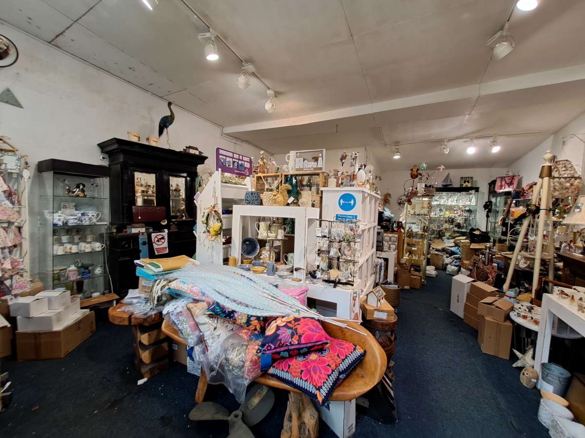 Retail/Shop in Padstow - photo 2