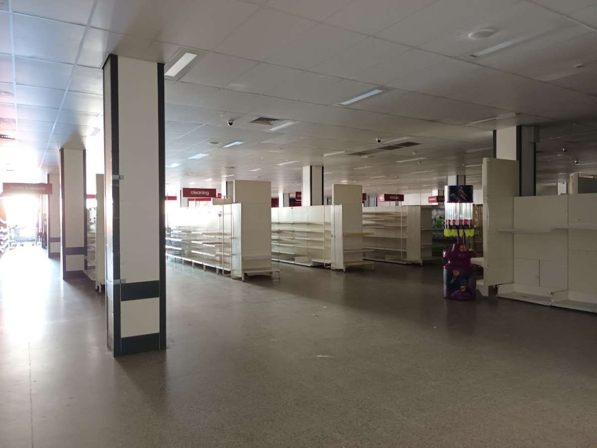 Retail/Shop in Newton Abbot - photo 2