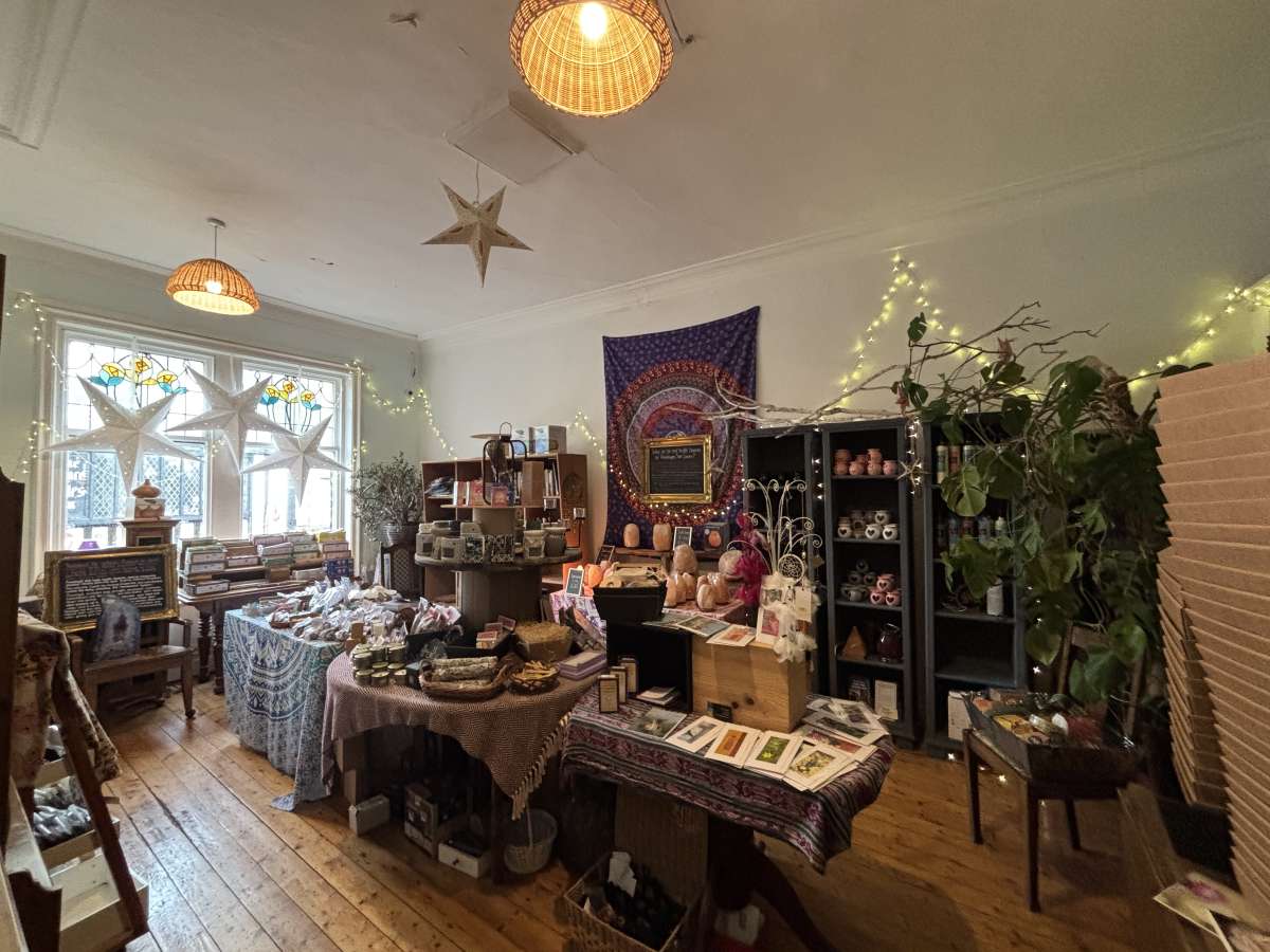 Retail/Shop in Brighouse - photo 2