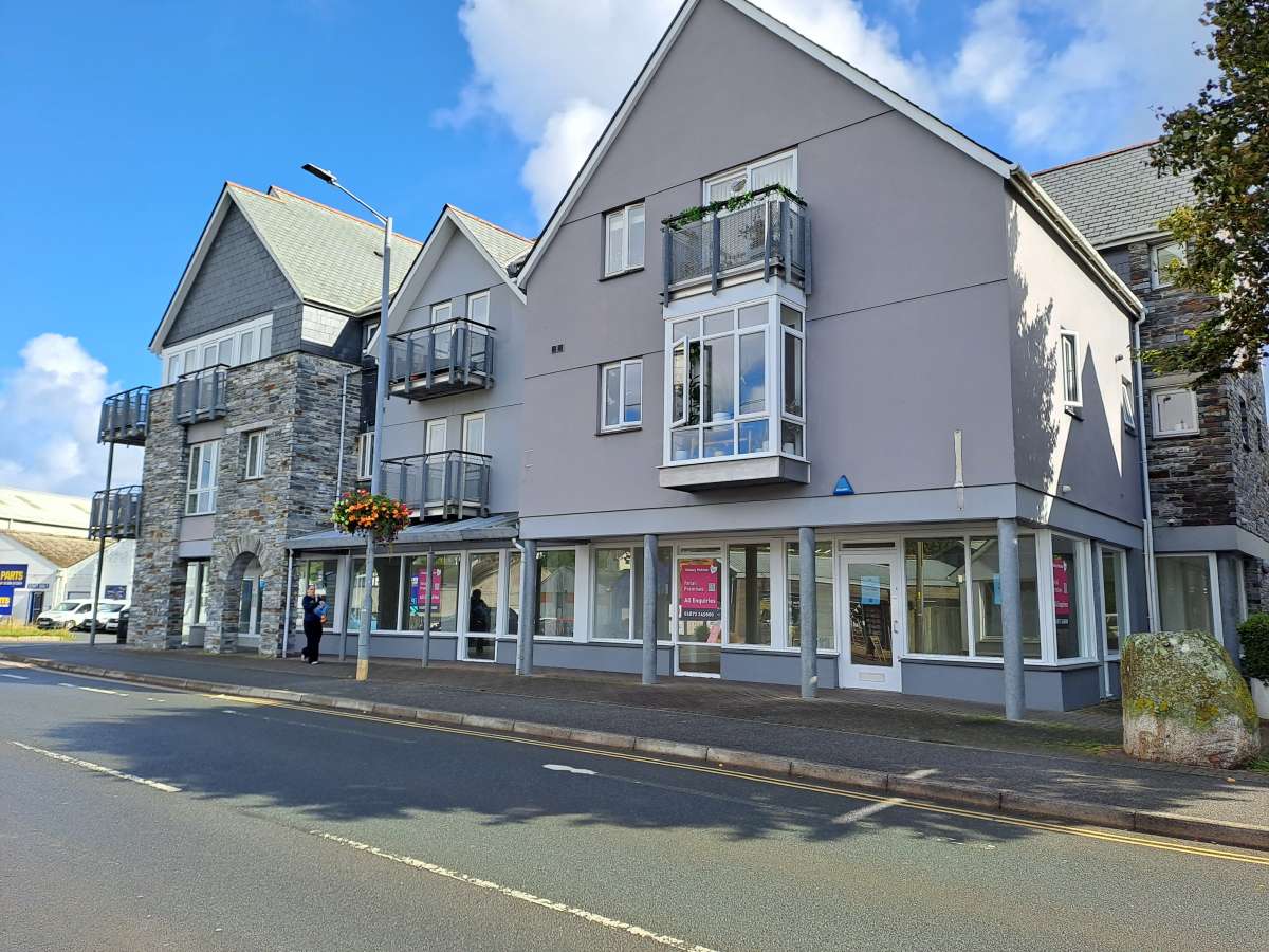 Retail/Shop in Wadebridge - photo 4