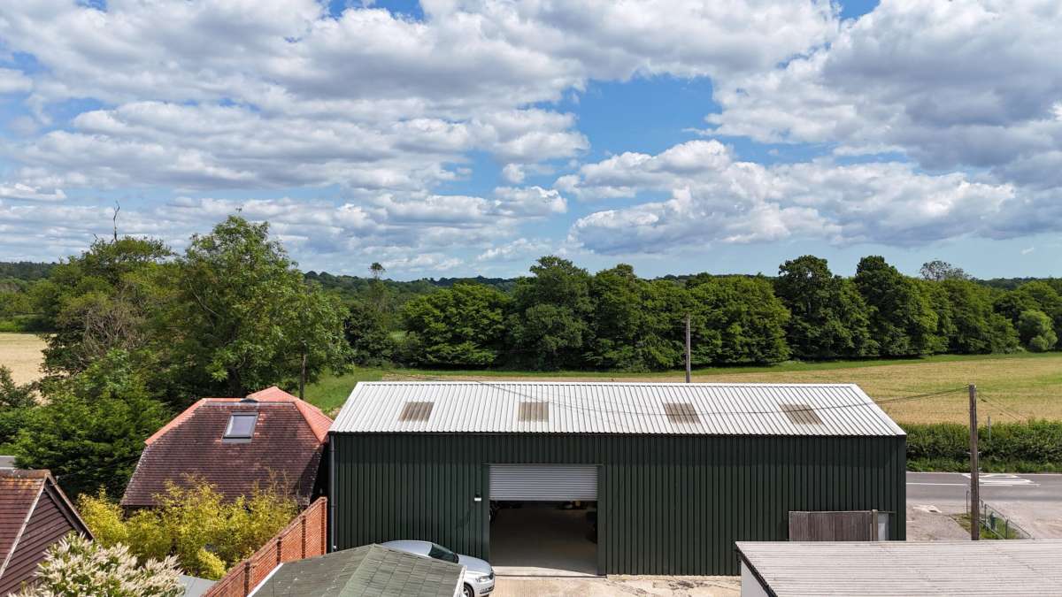 Retail/Shop in Horsham - photo 4