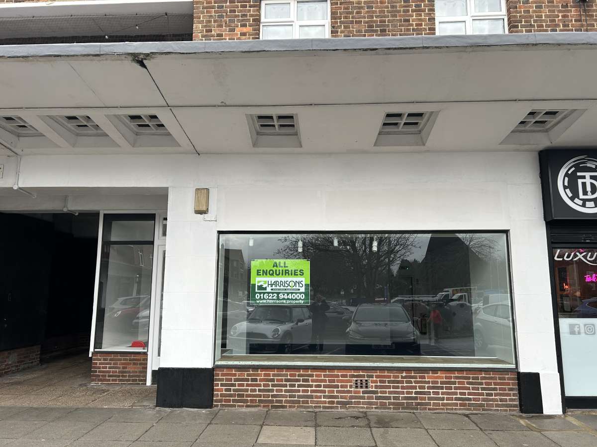 Retail/Shop in Gillingham - photo 2