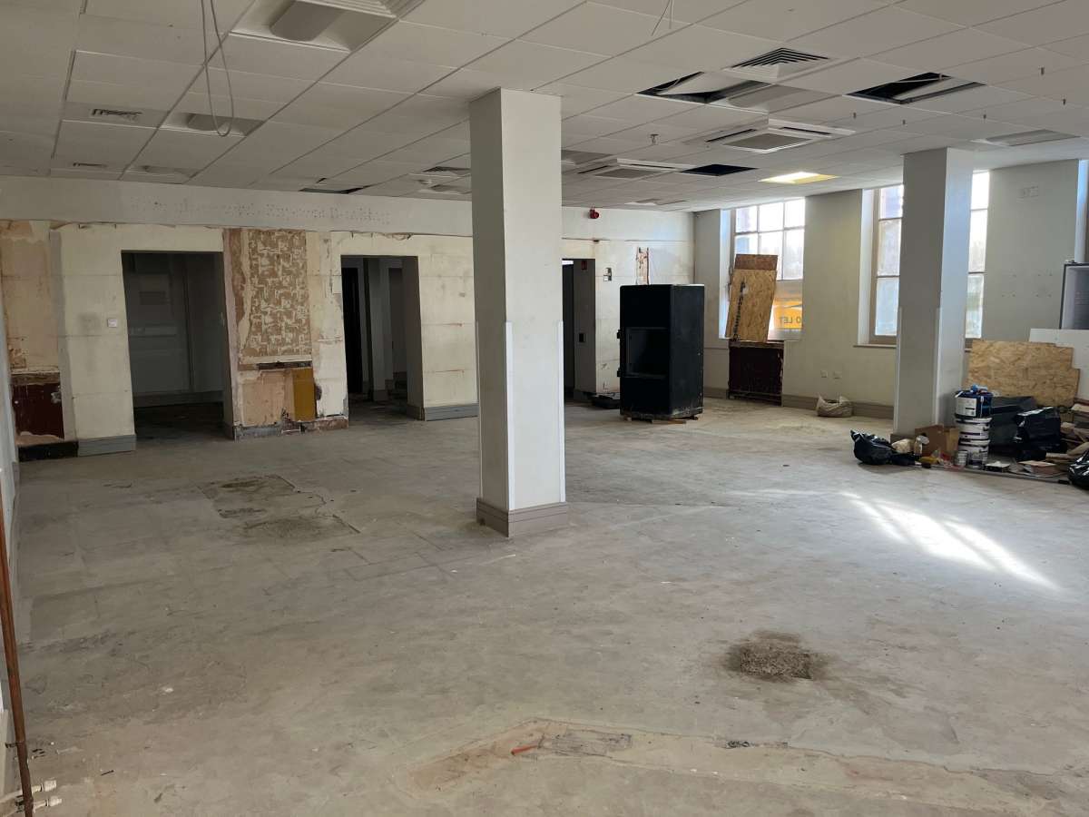 Retail/Shop in Exmouth - photo 4