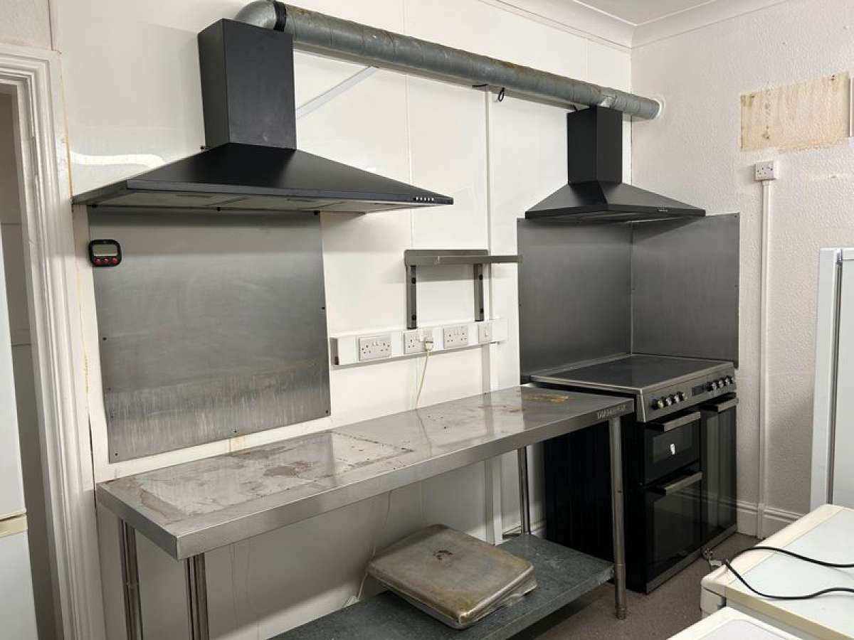 Retail/Shop in Congleton - photo 3