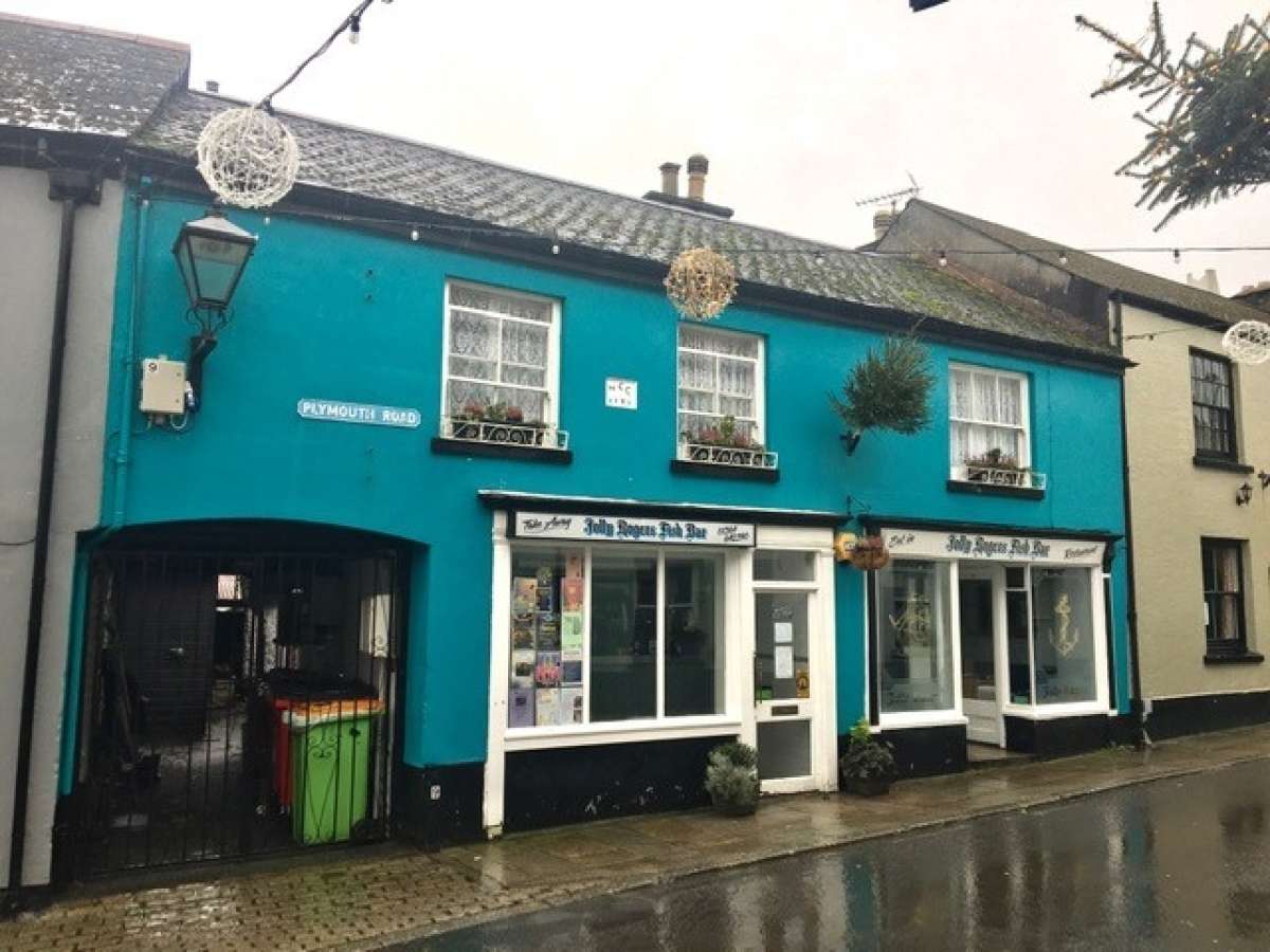 Retail in Buckfastleigh