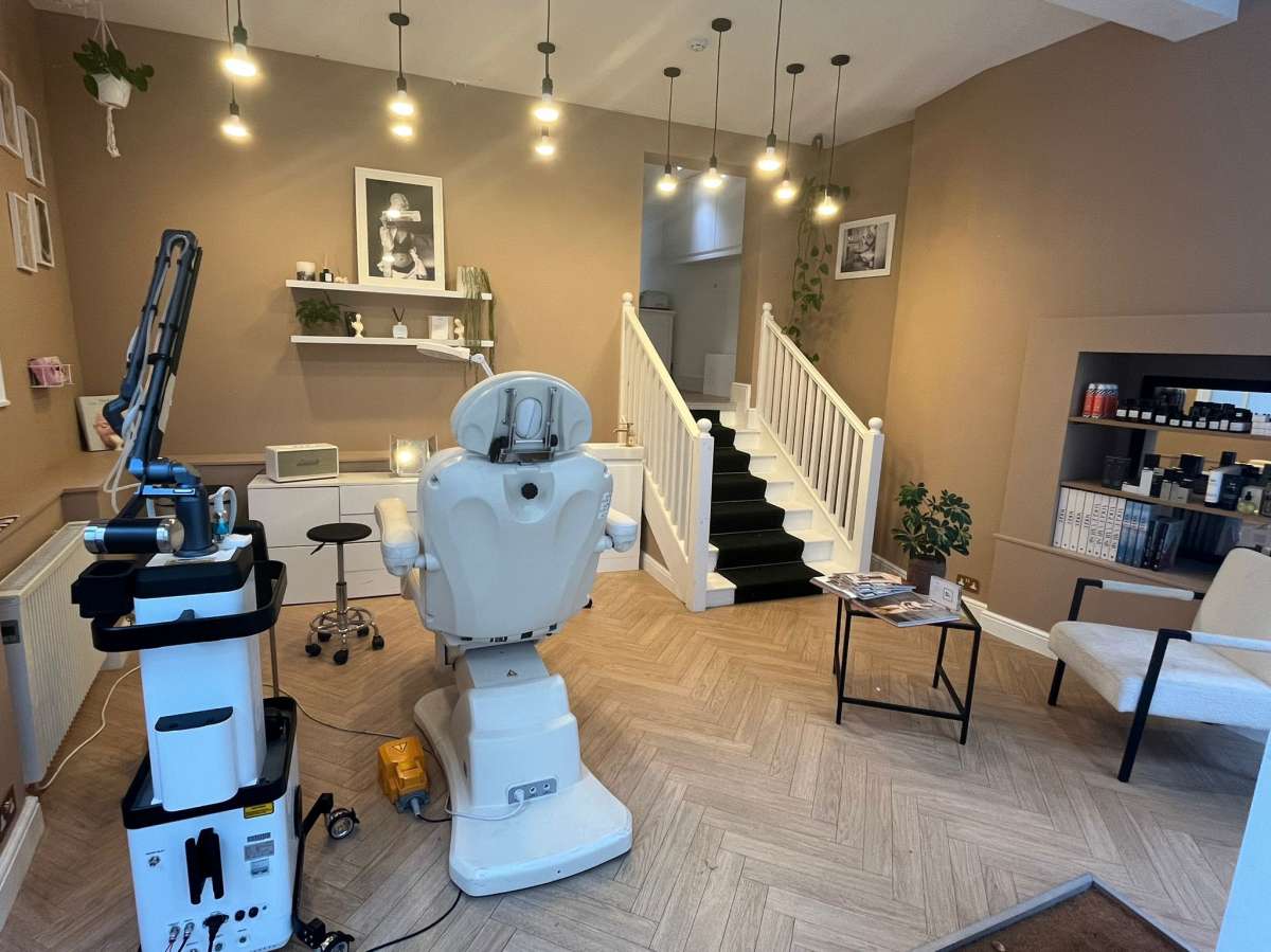 Retail/Shop in Bath - photo 2