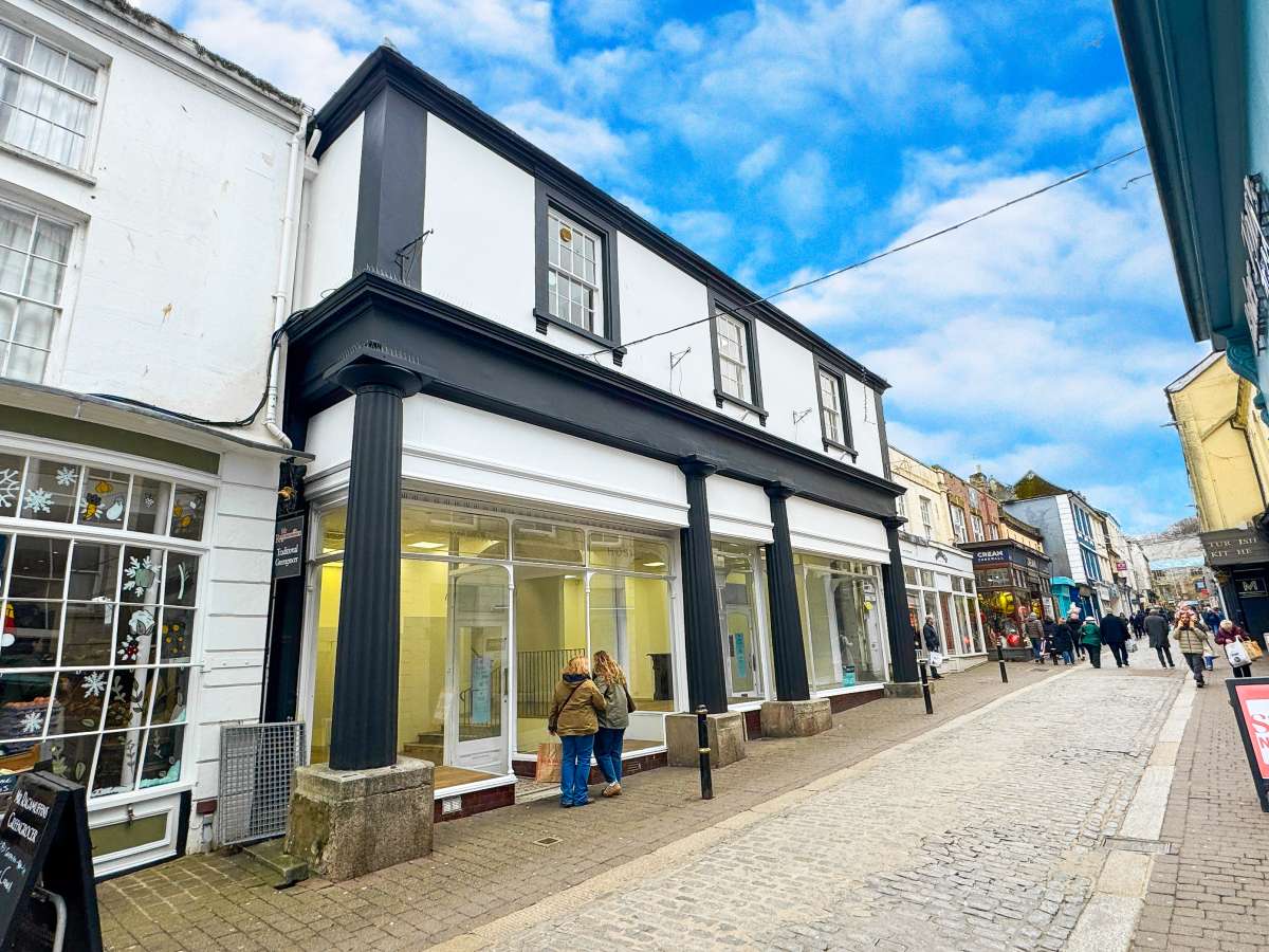 Retail in Falmouth