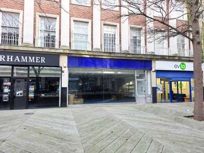 Retail/Shop in Hull - photo 2