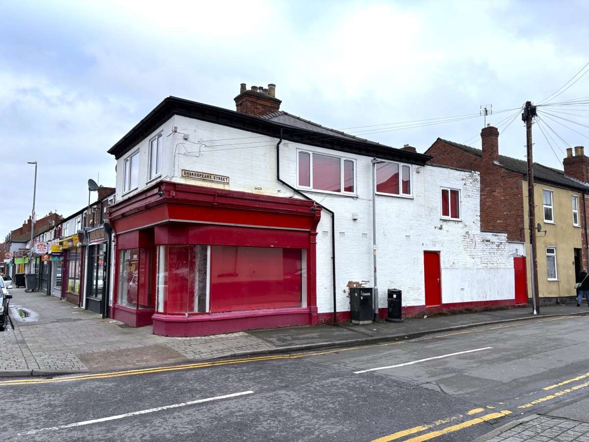 Retail/Shop in Lincoln - photo 3