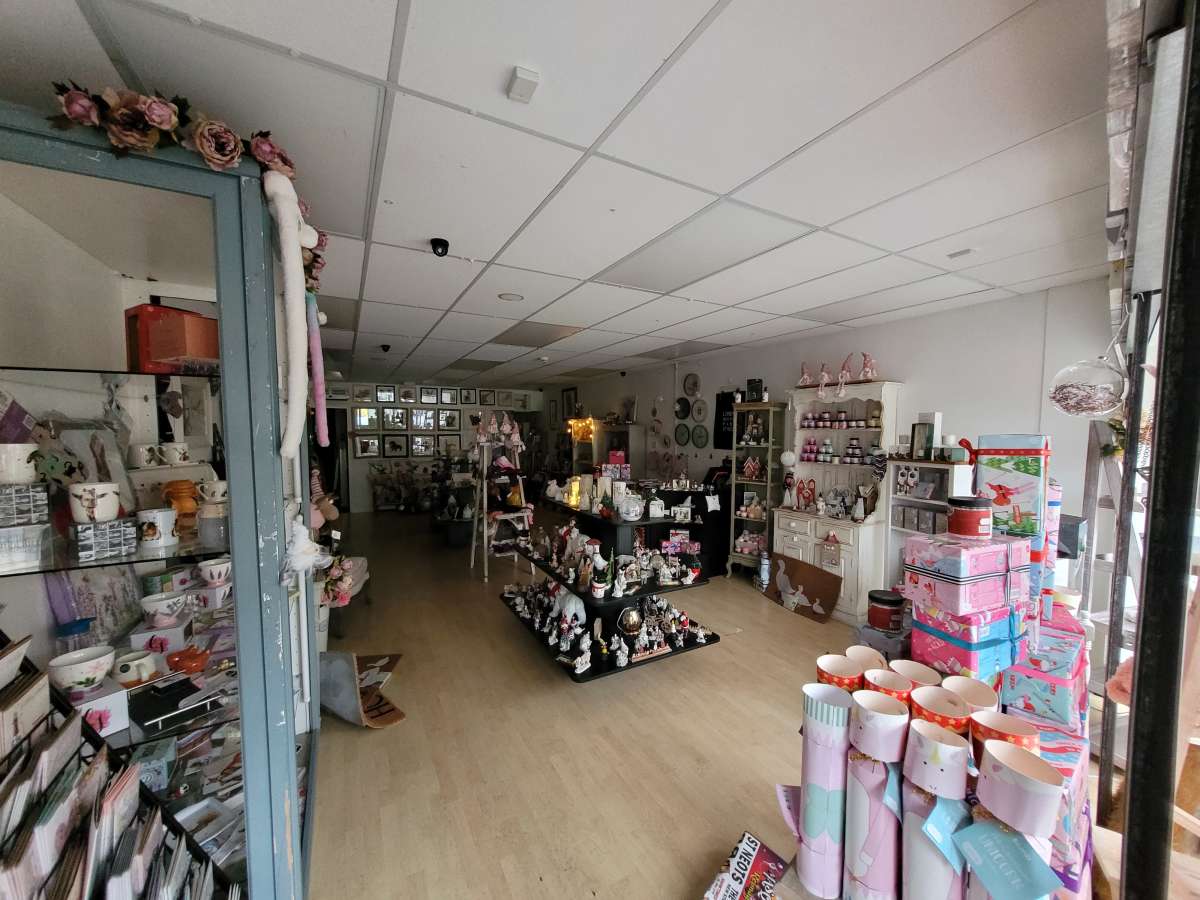 Retail/Shop in St. Neots - photo 2