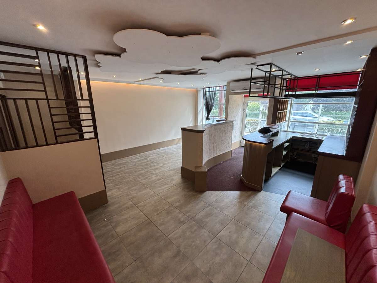 Retail/Shop in Ayr - photo 2