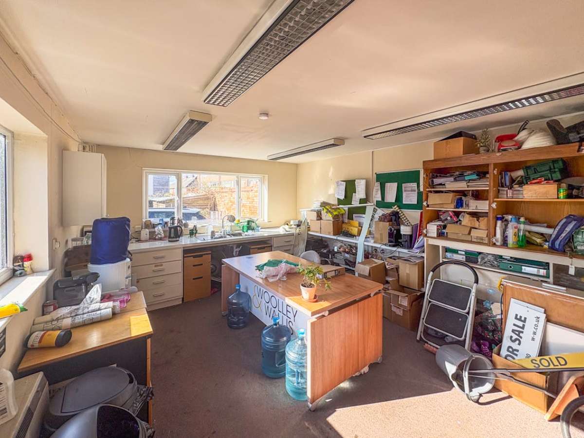 Retail/Shop in Ringwood - photo 4