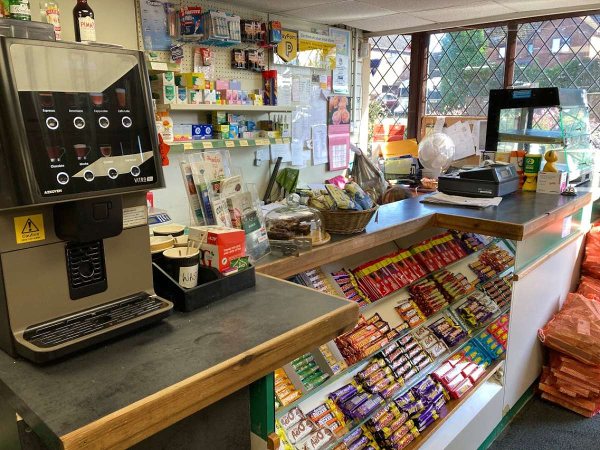 Retail/Shop in Fordingbridge - photo 3