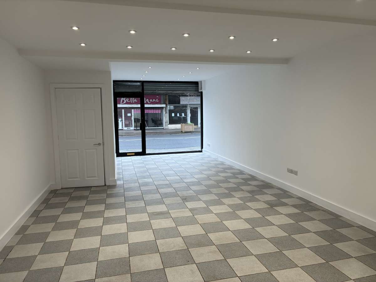 Retail/Shop in Crewe - photo 2