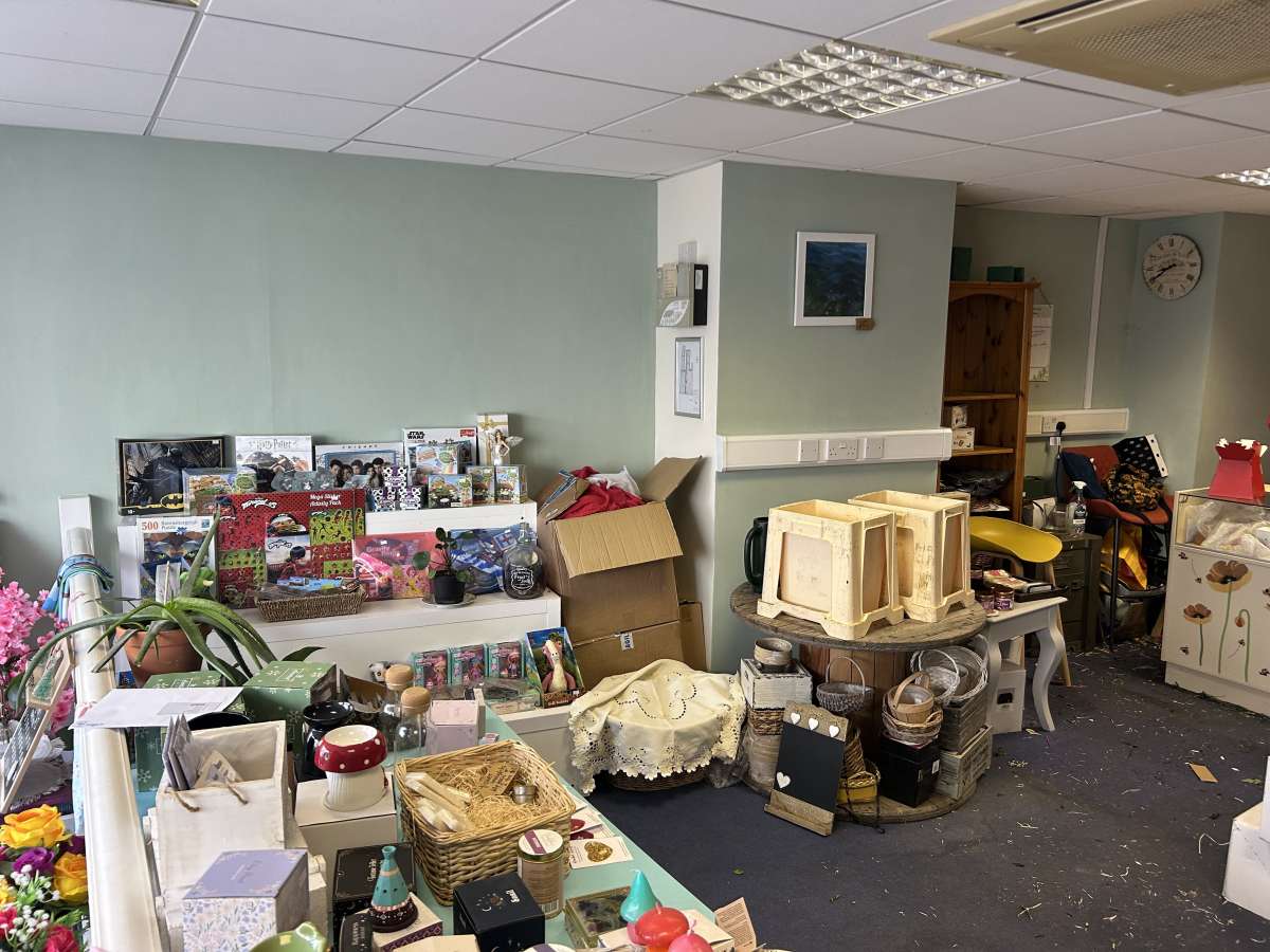 Retail/Shop in Torpoint - photo 4