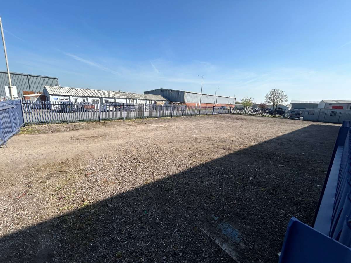 Retail/Shop in Burton On The Wolds - photo 2