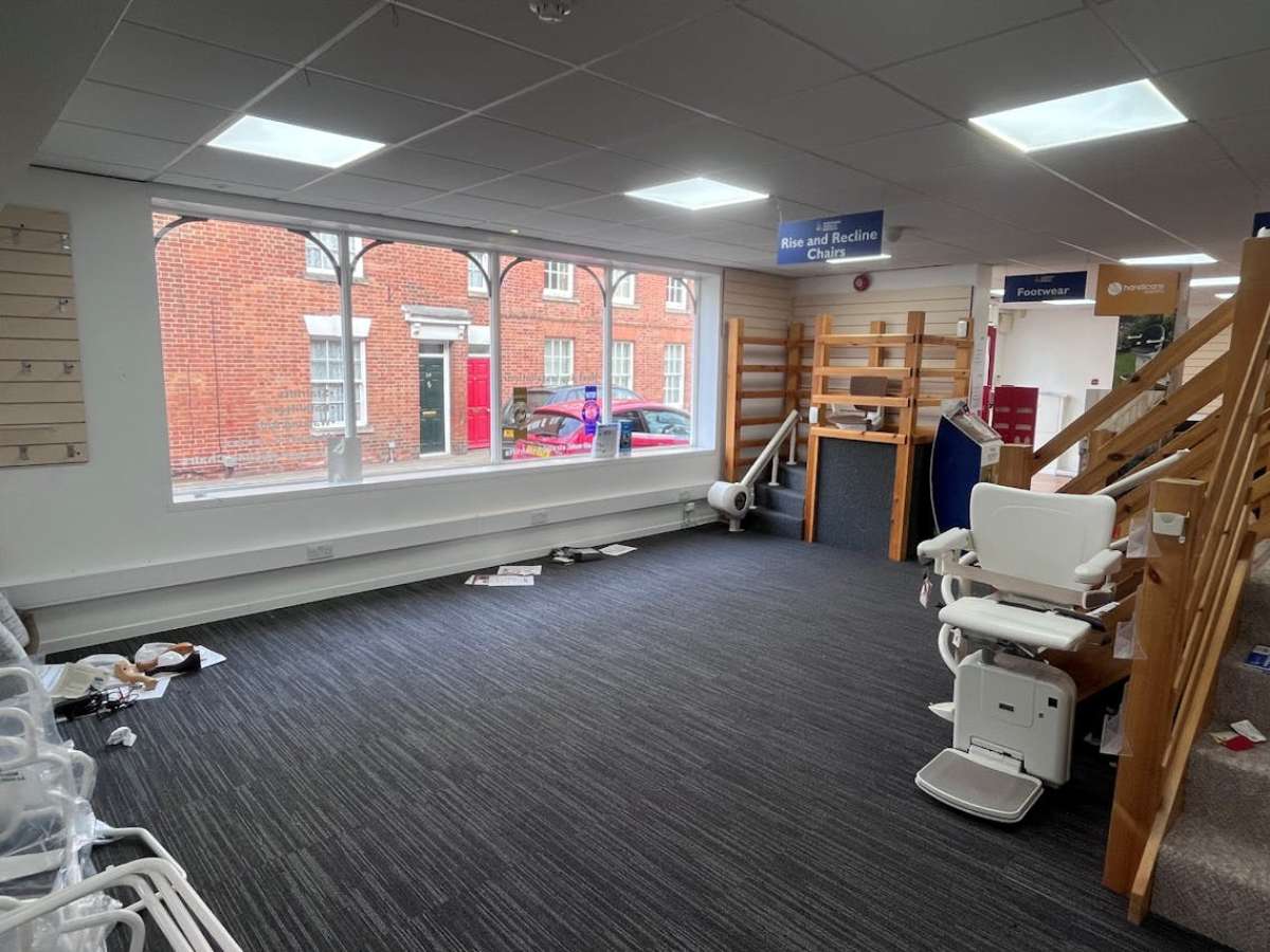 Retail/Shop in Romsey - photo 4