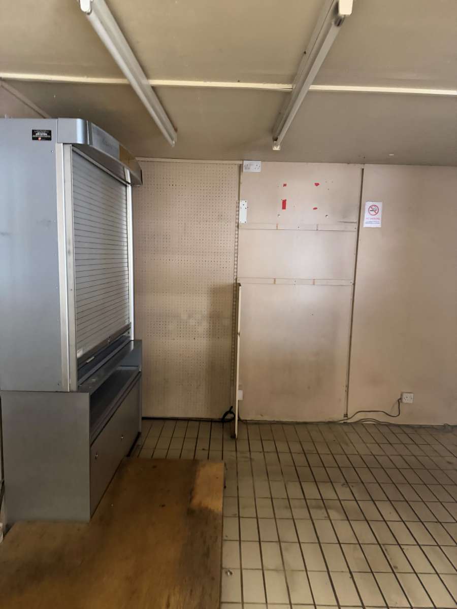 Retail/Shop in South Shields - photo 4