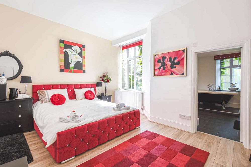 Retail/Shop in Lynton - photo 4