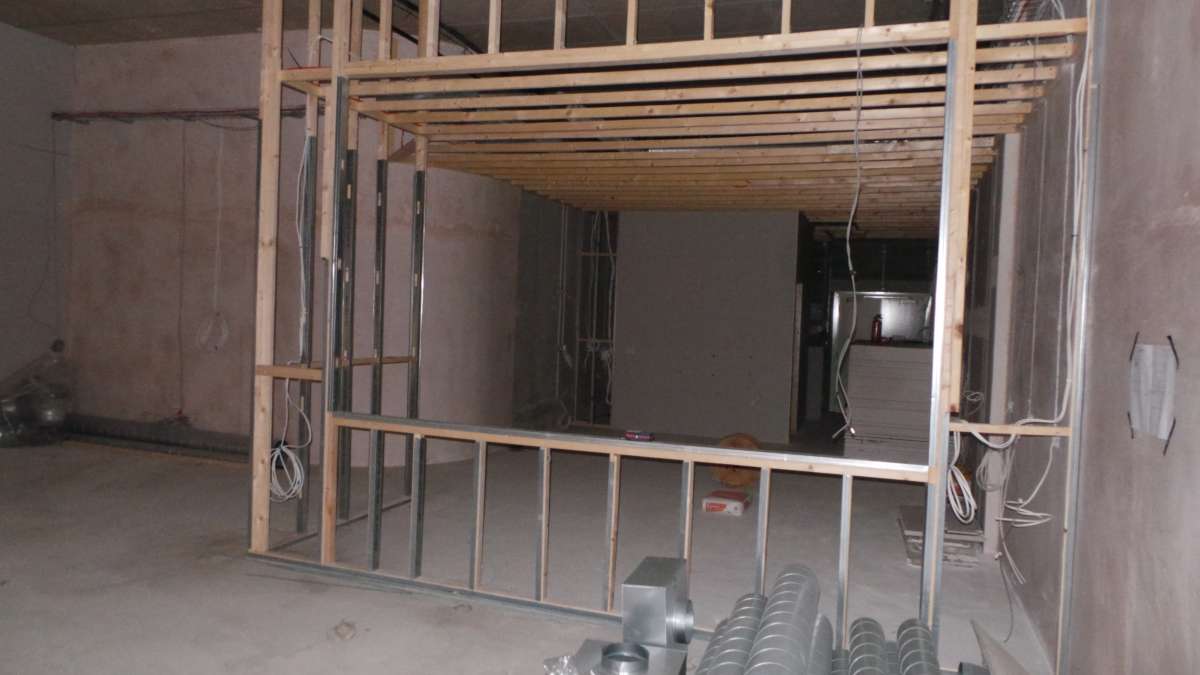 Retail/Shop in Ashford - photo 3