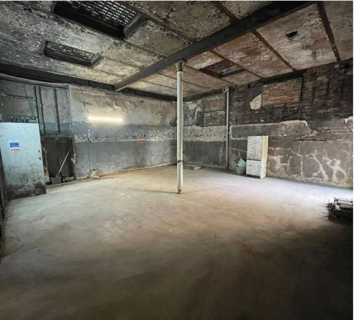 Retail/Shop in Glasgow - photo 3