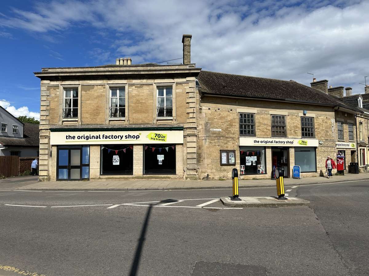 Retail/Shop in Peterborough - photo 3