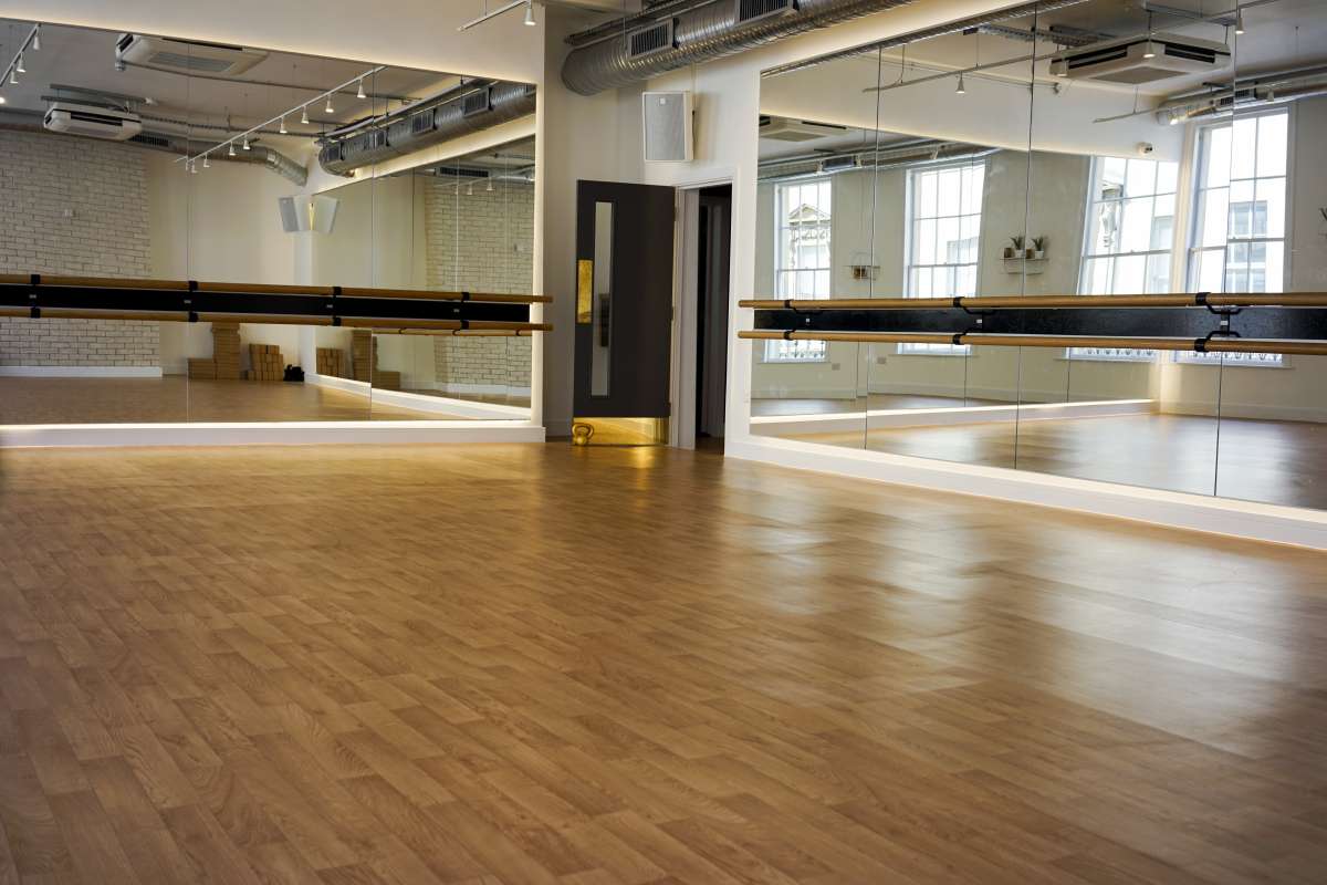 Retail/Shop in Bath - photo 3