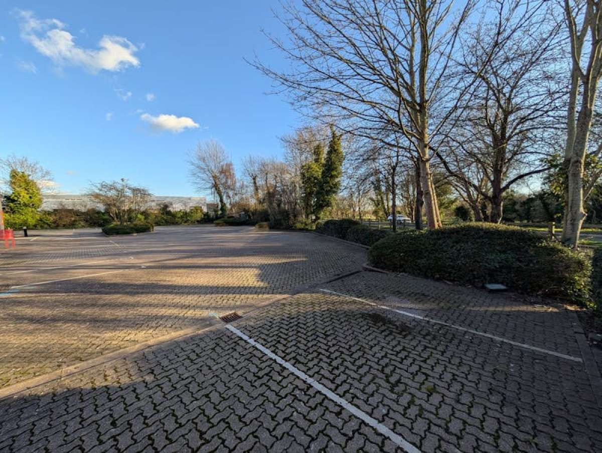 Storage in Portsmouth - photo 3